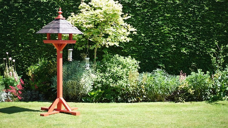 Basil Bird Table - Bespoke handcrafted bird feeder table 