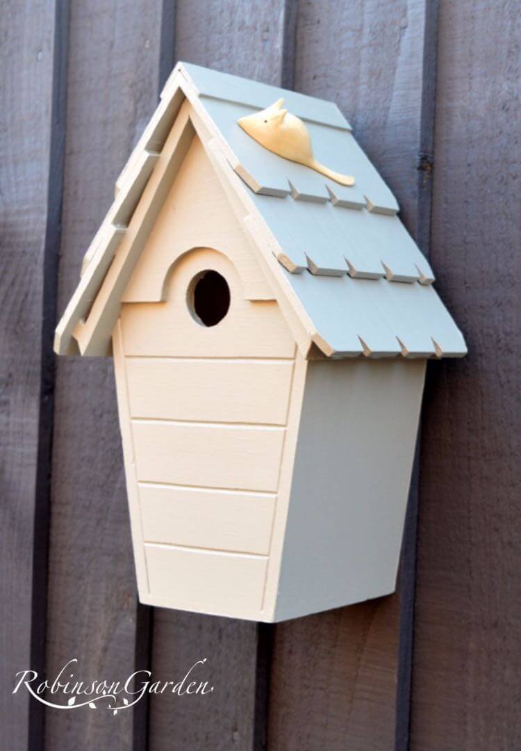 Bird boxes and nest boxes Gallery - Bespoke wooden Nesting boxes