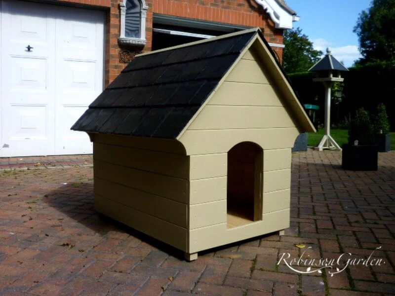 Edwardian Dog Kennel - Farrow & Ball Cooking Apple Green 1